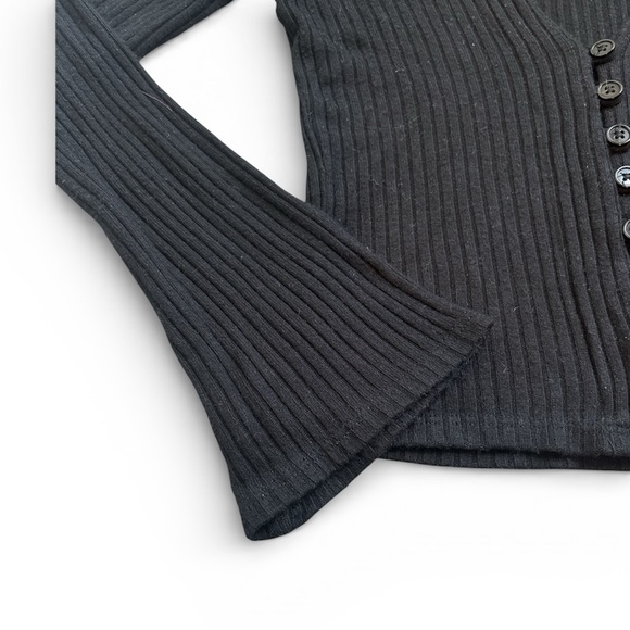 Reformation Luce Ribbed Button Front Top Size XS - Picture 8 of 12